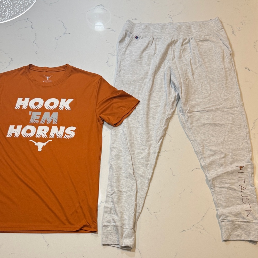 UT Champion joggers and dry fit T shirt